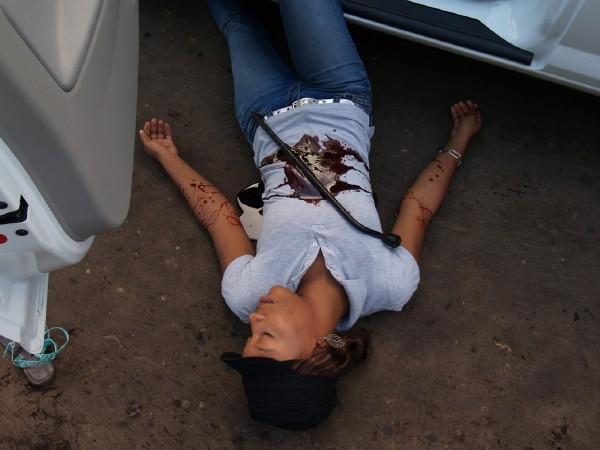 deadgirl2.jpg